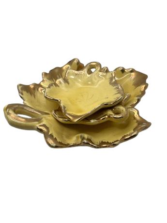 Vintage maple leaf pottery trays