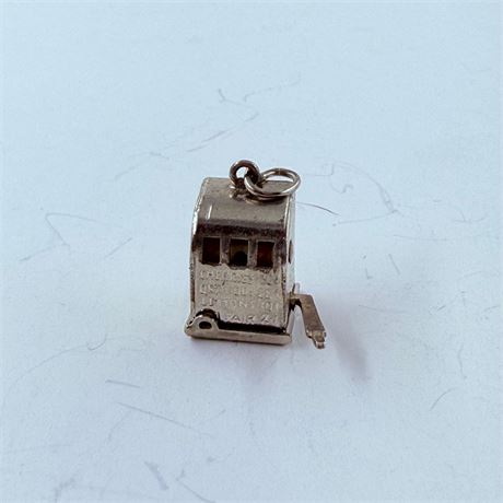 5.7g Sterling Slot Machine Pendant