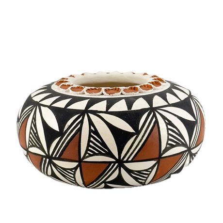 Vintage Native American Acoma Pottery Vase Signed Frances Concho
