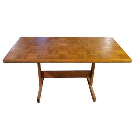 Checkerboard Pattern Parquet Wood Dining Table