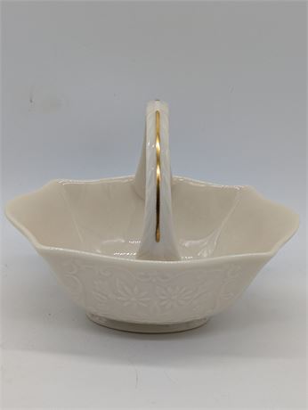 Lenox Special Cream Basket w/Flowers