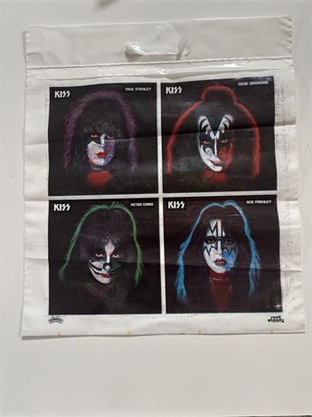 Kiss Plastic Bags