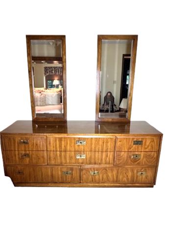 Thomasville Dresser with 2 Mirrors