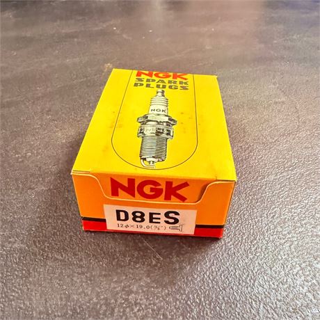 NOS Case NGK Spark Plugs - D8ES