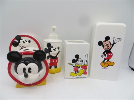 5 Pc. Mickey Mouse Bathroom Set
