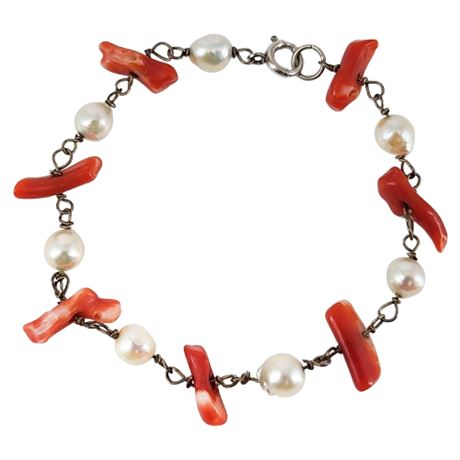 Vintage Freshwater Pearl & Dyed Red Coral Bracelet