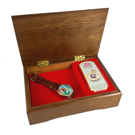 NIB Disney Watch Collectors Club Series V Little Mermaid Watch
