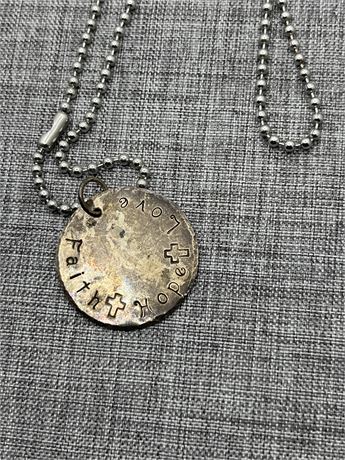 Silver fath, hope, love pendant necklace