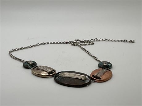 Forged enamel and carved copper and metal stones necklace