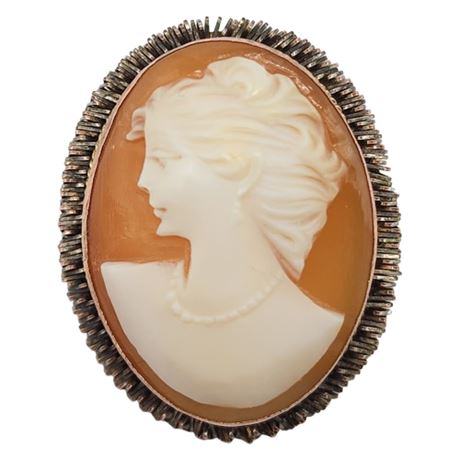 Vintage Hand Carved Shell Cameo Brooch