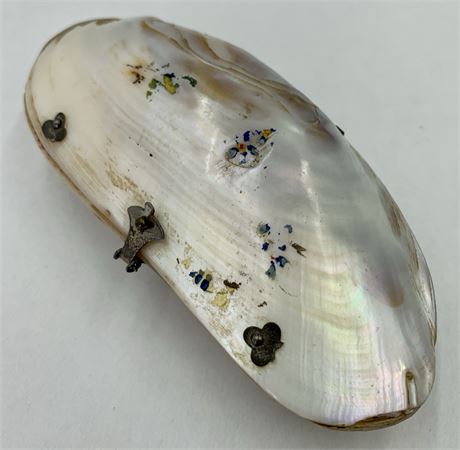 Antique Victorian Mother of Pearl Clam Shell Seaside Souvenir Coin Purse