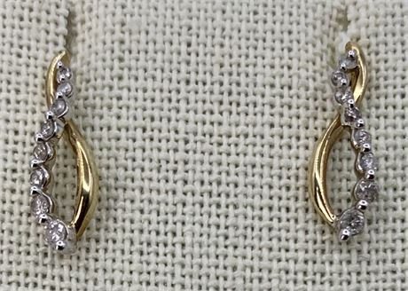 Dainty Graduated Size Prong Set Round Diamond 10k Y Gold Pierced Earrings