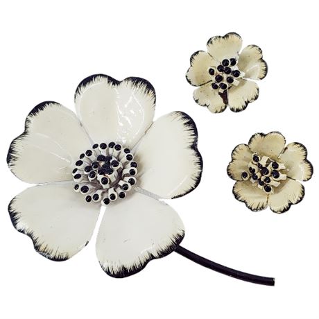 Vintage Black & White Enamel Flower Power Brooch & Clip Earrings Set
