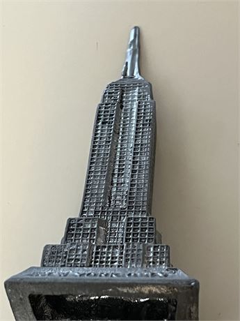 Diecast Empire State building New York City statue