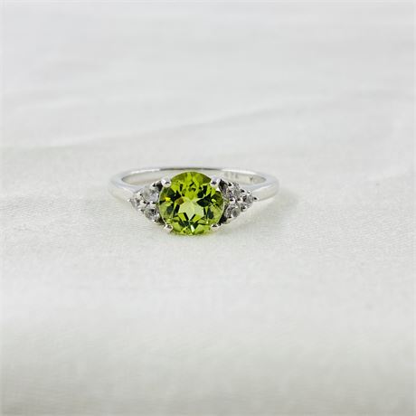 2.3g Sterling Ring Size 7.5