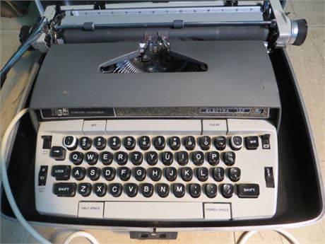 Smith Corona Electra 120 Typewriter