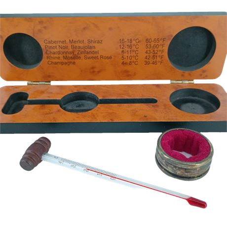 The Wine Connoisseur Set I – Wine Tasting & Service Accessory Set