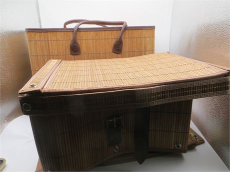 NEW VINTAGE TUPPERWARE BAMBOO PICNIC BASKET & TOTE