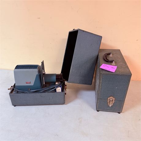 2 Slide Projectors