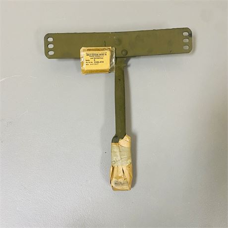 RARE WW2 Surplus 45 Harley Davidson Olive Drab Seat Bar