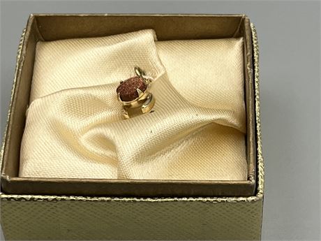 Gold stone small 1” pendant