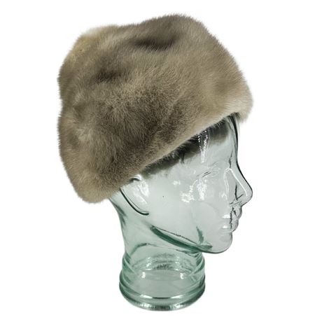 Gottesman World of Fur Ladies Blue Fox Tail Fur Hat