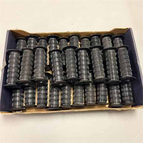 28 NOS Throttle Grips