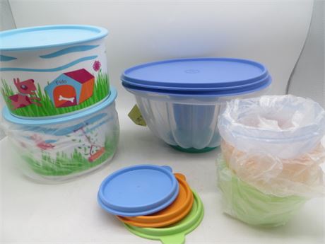 NEW VITAGE TUPPERWARE SUMMER SCENE CONTAINERS, JELLO MOLD &