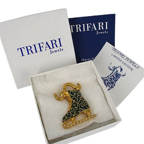 1997 TRIFARI Jewels Green Enamel Figure Skate Limited Edition Brooch in Box