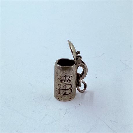 2.7g Sterling Tankard Pendant / Charm