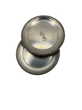 International silver set of two coasters