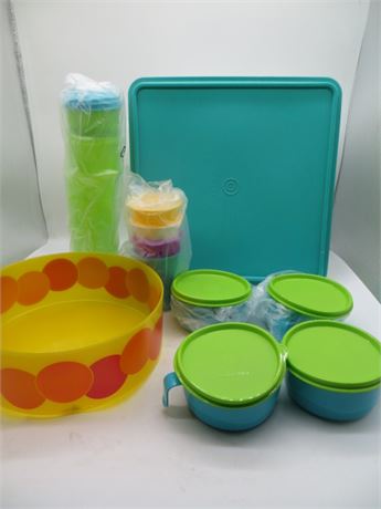 NEW VINTAGE TUPPERWARE LARG ECONTAINER, 4 CUPS & 4 TODDLER BOWLS