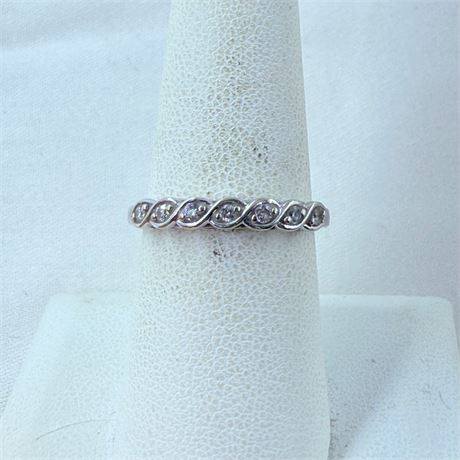 2.21g 14k Gold Ring Size 8