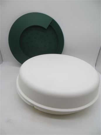 NEW VINTAGE TUPPERWARE GREEN CHEESE & CRACKER TRAY &