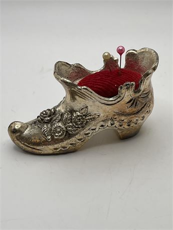 Victorian metal shoe pin cushion