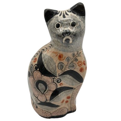 Decorative ceramic cat