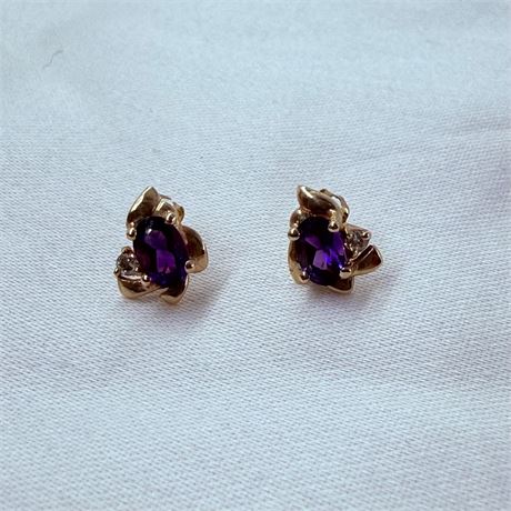 1.53g 14k Gold Amethyst + Diamond Earrings