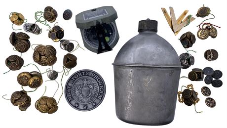 1945 Military Canteen, Compass & 112 George V & French Uniform Buttons