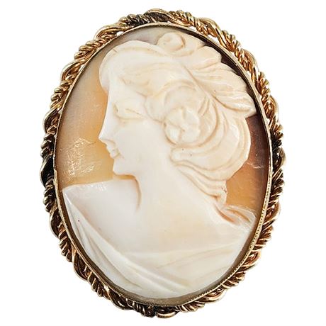 Vintage Signed Carved Shell Cameo Brooch/Pendant