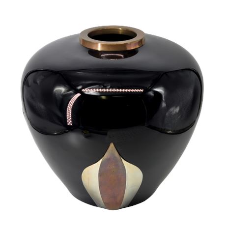 Taiwanese Black Glazed Faceted Vase