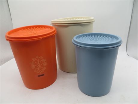 NEW VINTAGE TUPPERWARE CANISTERS LARGE, MEDIUM & SMALL