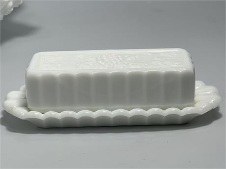 Westlmoreland  milkglass  butter dish