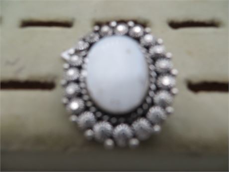 New Mother of Pearl German Silver Ring Size 7