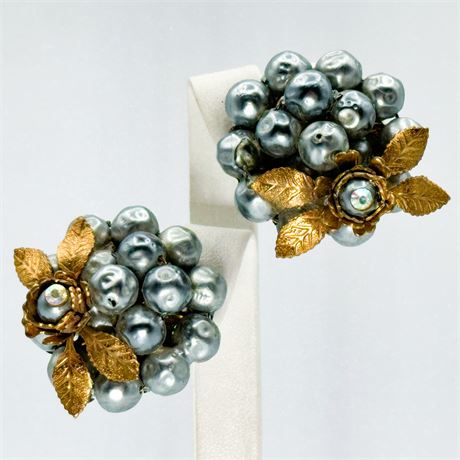 Vintage Cluster Beaded Clip-On Earrings