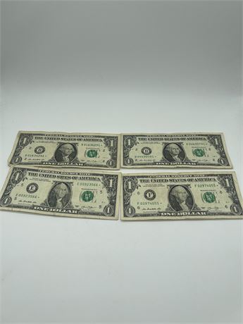 Four (4) $1 2013 Star Notes