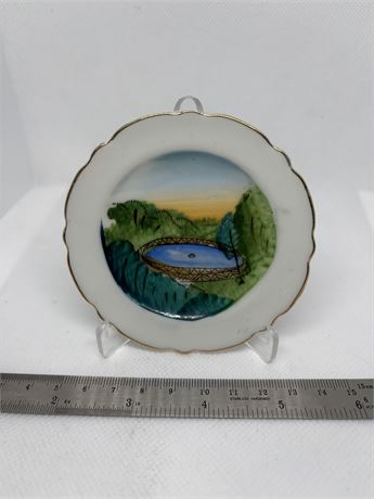 Small Blue Hole Dish