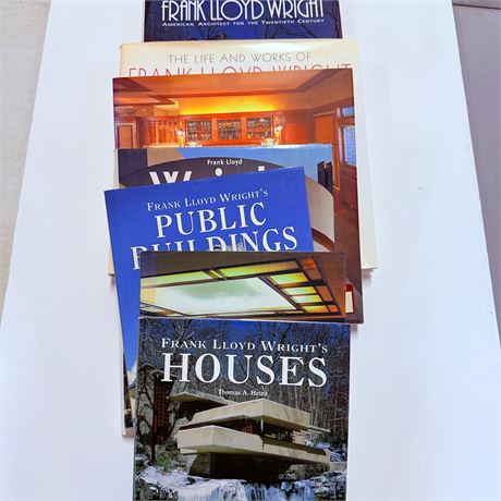7 Frank Lloyd Wright Books