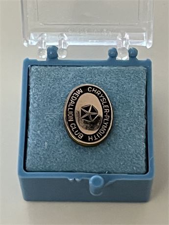 Chrysler Plymouth medallion club pin