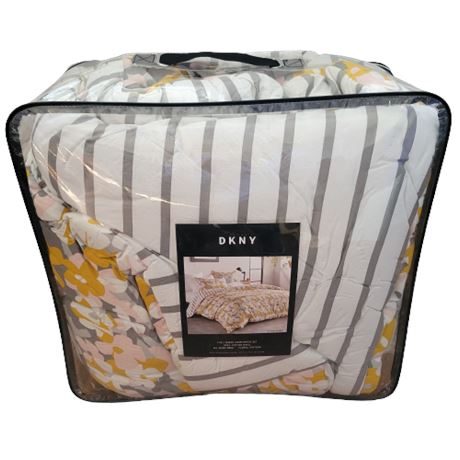DKNY Full/Queen Comforter Set