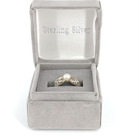 Vintage Sterling Silver Pearl Ring with Presentation Box